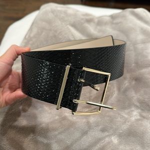H&M snakeskin black belt. Size M